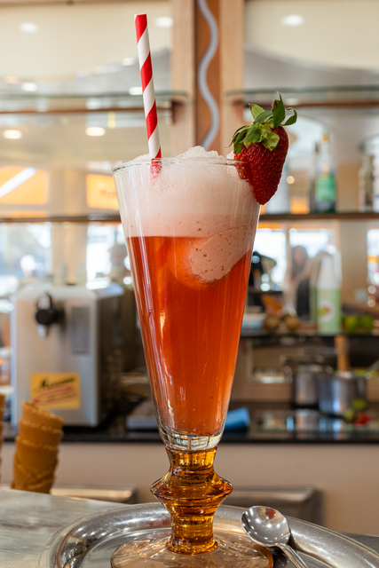 Eiscafé Tutti Frutti in der Friedberger Ludwigstraße - Leckere Eisspezialitäten