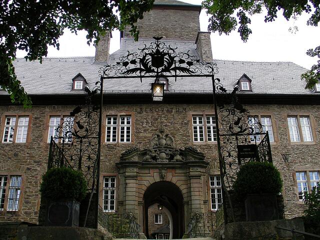 Burg Schnellenberg - Attendorn