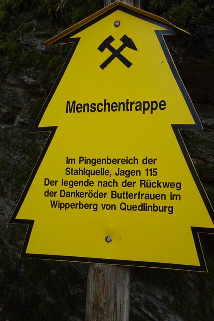 Der Name Menschentrappe ist sehr ungewöhnlich, Felsen werden auch als Trappen bezeichnet (Rosstrappe bei Thale)