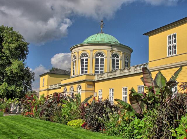 Gleich nebenan befindet sich der Berggarten. Ein Botanischer Garten, der bei den Hannoveranern besonders beliebt ist. | Foto: Christel Wolter