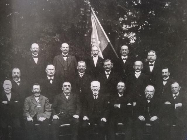 Ehrenmitglieder des TSV Neustadt im Jahre 1912