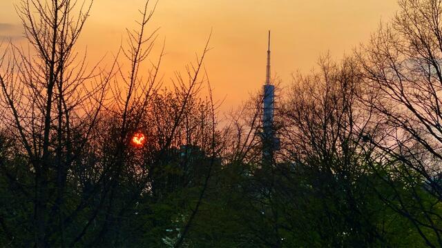 19. April 2021. Sonnenuntergang. Bleibt gesund!