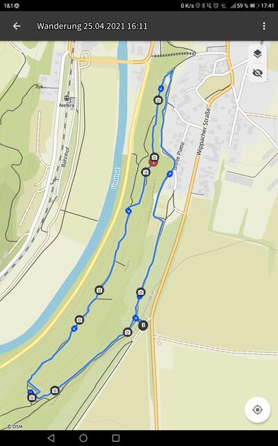 O'Brian immer vorneweg - Wanderung durch den Sandsteinbruch Nebra am 25.4.2021 !