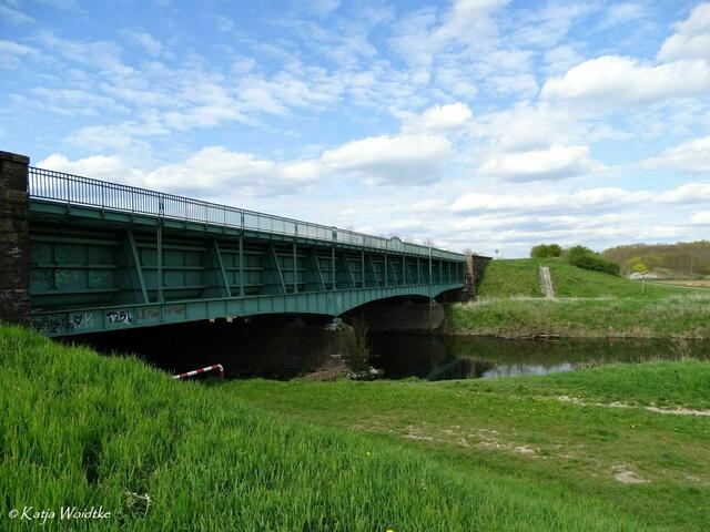 Alte Fahrt des Mittellandkanals über die Leine am Wasserstraßenkreuz Seelze (Foto: Katja Woidtke) | Foto: Katja Woidtke