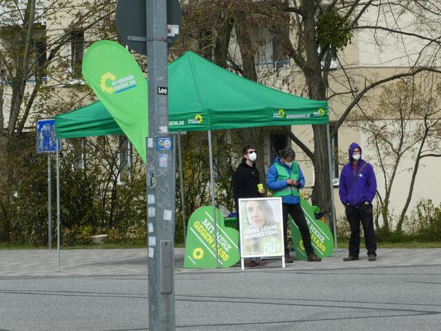 Der gut besuchte Partei Pavillon der Grünen