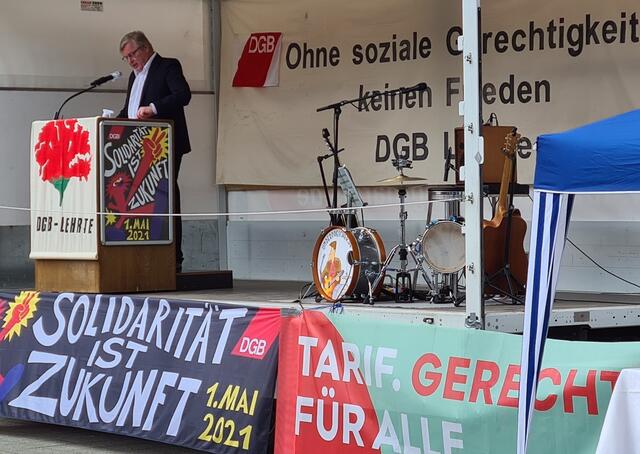 Minister Dr. Althusmann während seiner Rede | Foto: DGB Lehrte