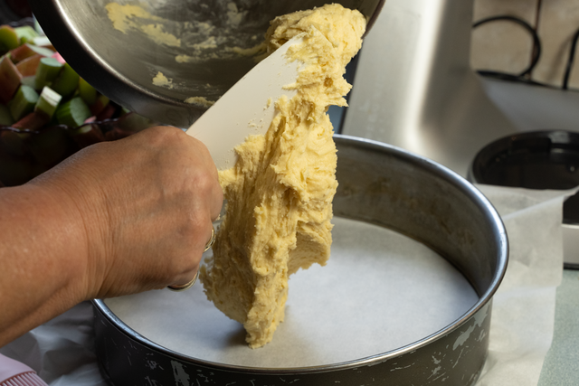Sabinas Kochstudio: Rhabarberkuchen