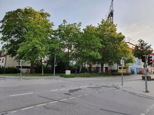 Viele Gersthofer sagen zur Parkfläche an der Ecke Bahnhofstraße/Brahmstraße noch heute "Sommerkeller".