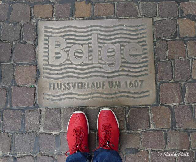 Rot zu Fuß durch Bremen