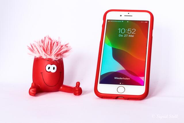 Smartphone und Smartphonehalterung
