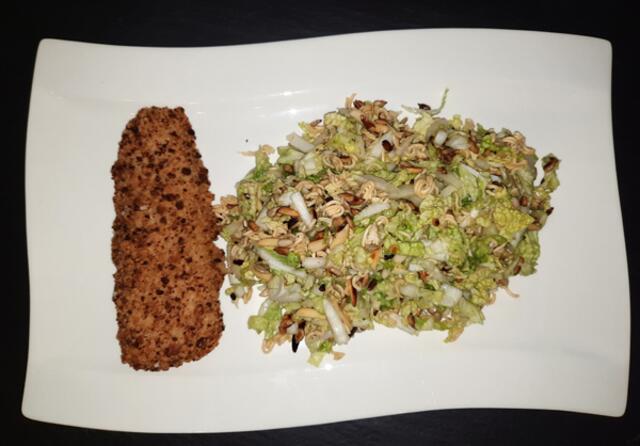 Yum Yum Salat mit Bratfisch