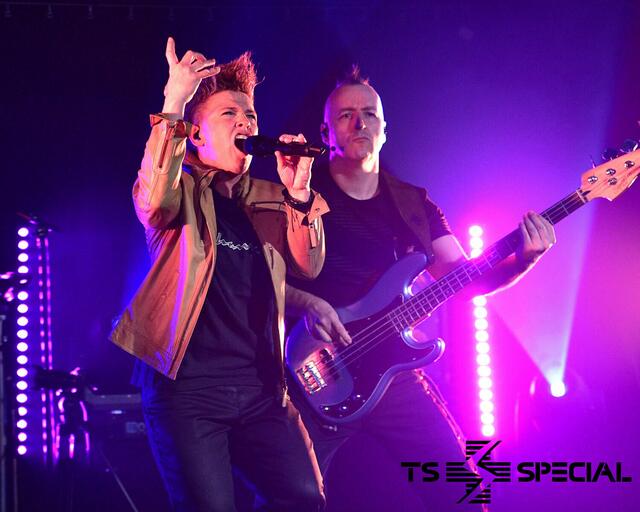 Open-Air Konzert-Tour mit Sängerin Tina Schüssler und ihrem Bassist Thomas Sedlmeier als Duo TS Special, startet dieses Wochenende