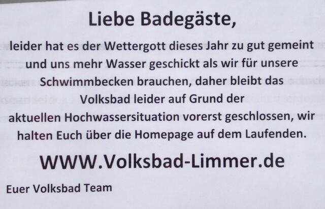 Auch das kann passieren, wie im Jahr 2013. Dem Volksbad Limmer stand das Wasser bis zum Hals.
