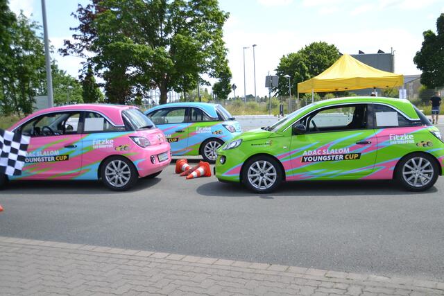 Die neu folierten Opel Adam´s