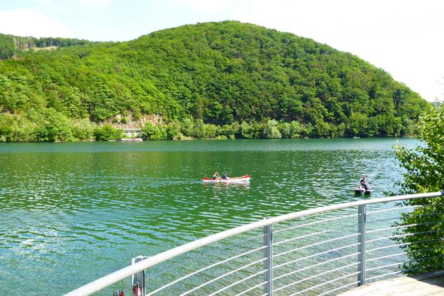 Boote zum Rudern und Angeln auf dem Diemelsee.