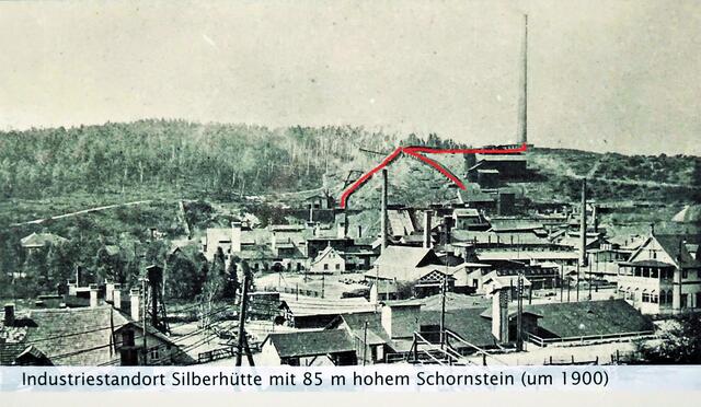 Schornstein  Silberhütte. Die Rauchgasleitungen zum, auf dem Berg, errichteten Schornstein habe ich bei der Reproduktion rot markiert.