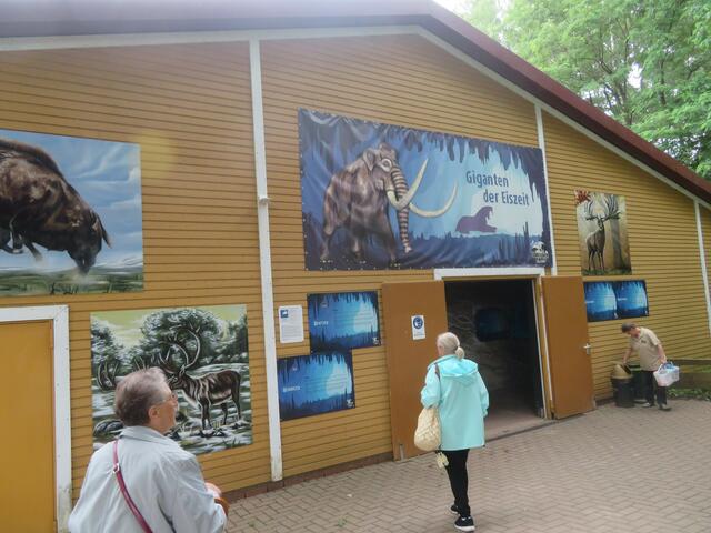 Hier geht es zum Ausgang.