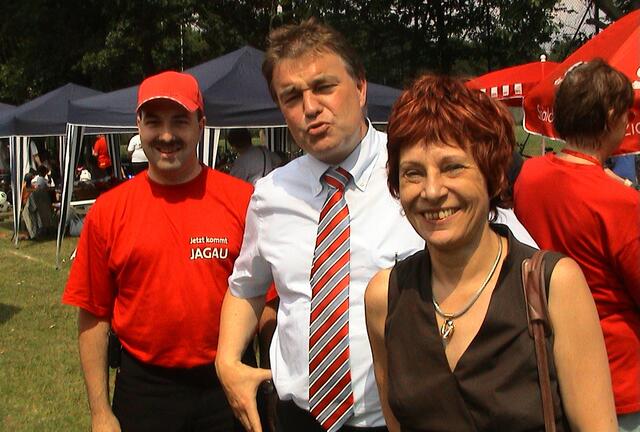 SPD-Fussballturnier Anfang Juli 2006 mit Hauke Jagau (Bildmitte)