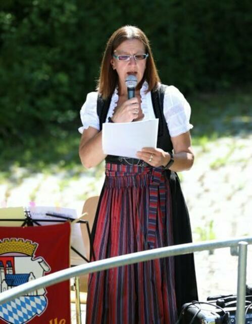 Karolina Wörle führte informativ und charmant durch das Programm.