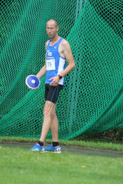 Thomas Eser mit dem 2 Kilo Diskus