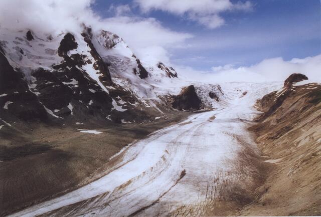 Die Pasterze, der größte Gletscher Österreichs im Jahr 2001.