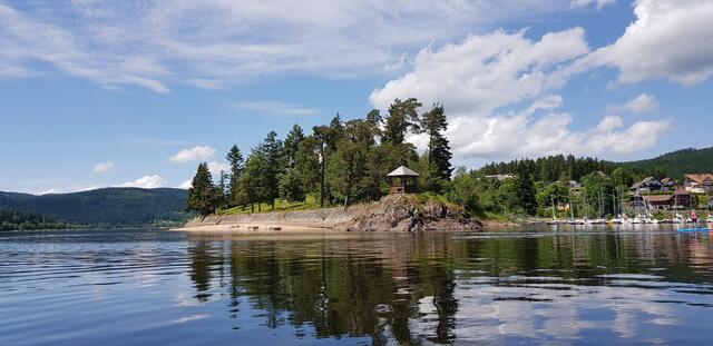 Amalienruhe vom Wasser aus