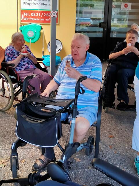 Es ist heiß, da hilft nur Eis!
