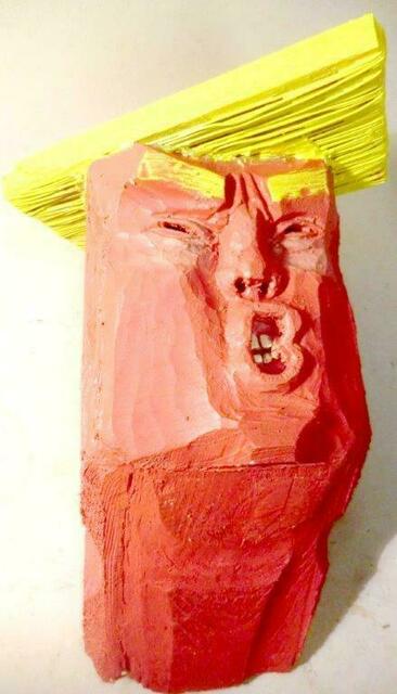 Trump aus altem Holzkistle - innen hohl- mit Telefondraht