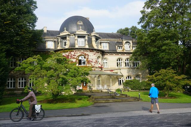 Haupteinfahrt Ohlsdorfer Friedhof
