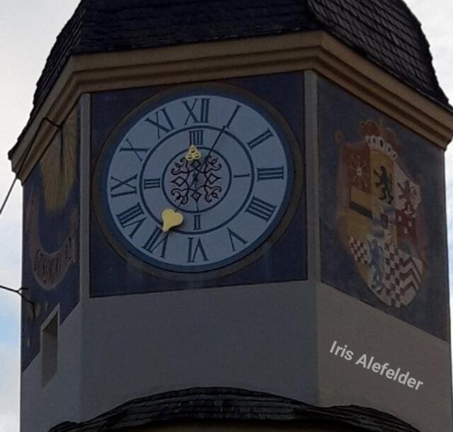 Für Manfred = der Ausschnitt ist sehr dunkel, anders haben wir es nicht. VG Iris