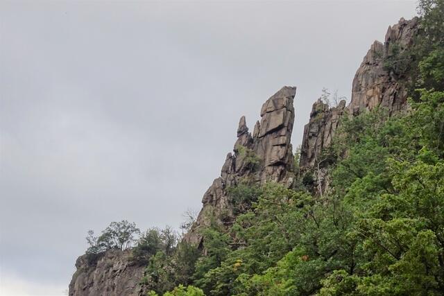 Felsmassiv im Bodetal