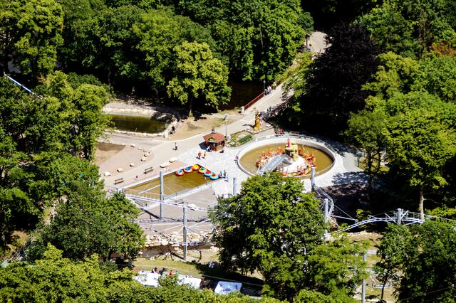 Blick vom Präsidentenweg auf den Erlebnispark in Thale