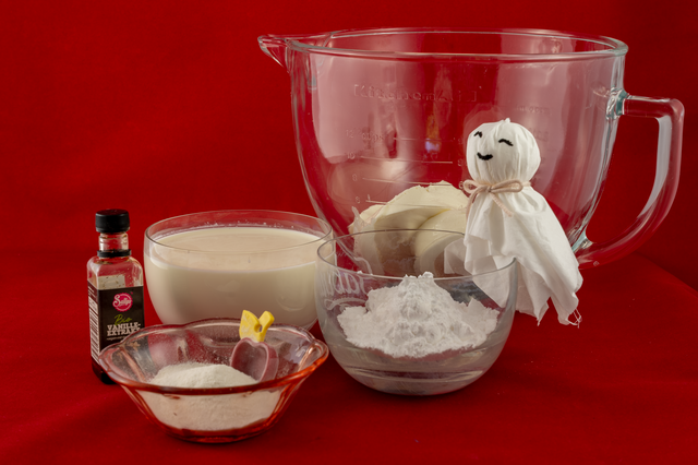 Vanessa Bärtles Halloween-Spinnentorte - die Zutaten