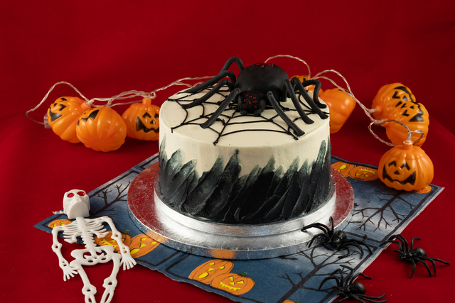Vanessa Bärtles Halloween-Spinnentorte