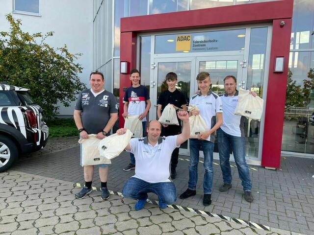 Carsten Fiedler, Niklas Lari Dönau, Marlin Tänzer, Timo Greth, Sascha Rinne, Christian Greth - einige unserer Digital Cup Fahrer