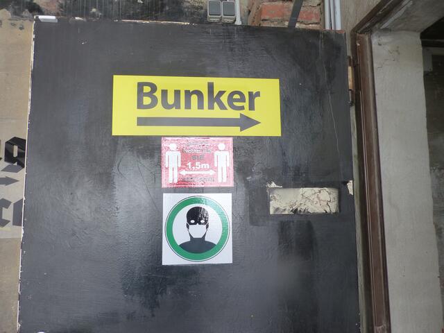 Eingang zum Bunker.