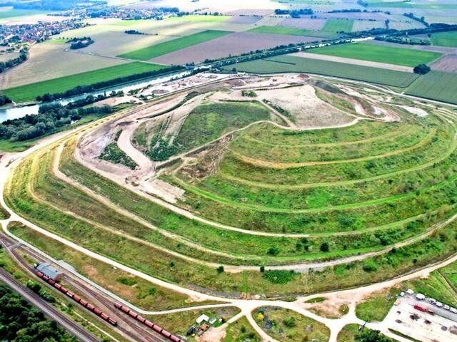 Luftbild des Kaliberges im Jahr 2019.