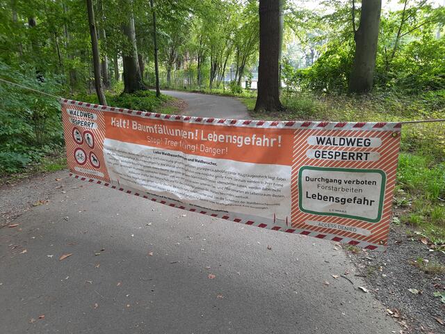 Gesperrt wegen Baumarbeiten. ... Eine Radtour des https://www.ADFC-Langenhagen.de