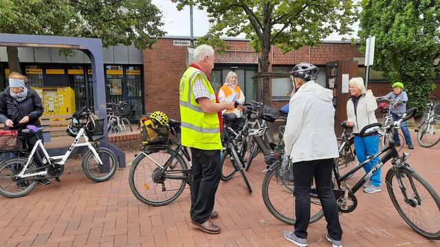 Einweisung. Eine Radtour des https://www.ADFC-Langenhagen.de