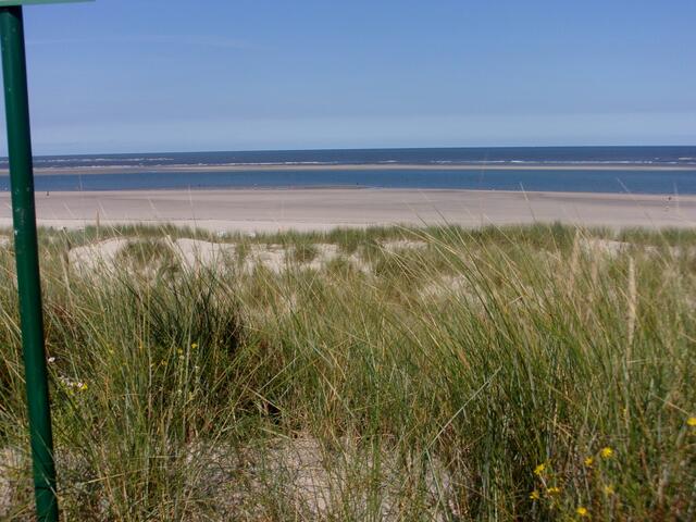 Spiekeroog - Strand mit vorgelagerter Sandbank | Foto: H. Haase