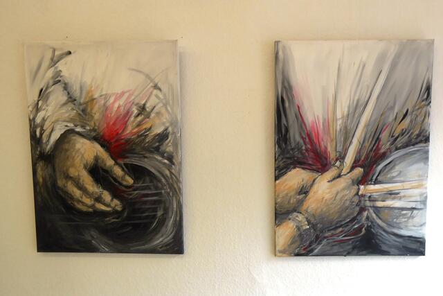 Acryl auf Leinwand: Gitarre – Schlagzeug.