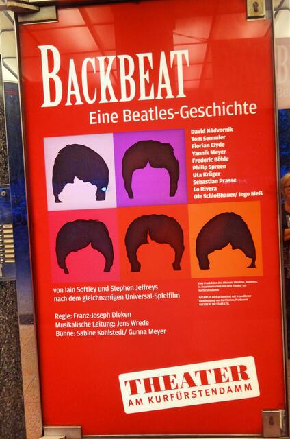 Hier wurde keine Doppelgänger-Show abgezogen. Die Schauspieler versuchen gar nicht erst, die späteren Megastars zu kopieren.  "Backbeat" erzählt von den Anfängen der "Fab Four" und lädt mit Titeln wie "Love me do" und "I saw her standing there" uvm. auf eine musikalische Zeitreise ein.