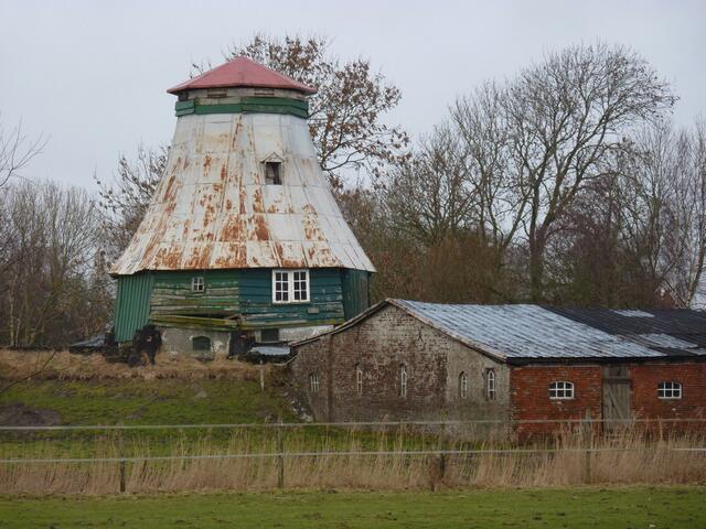 die Windmühle in Ramhusen kurz vor Ihrem Abbau. Die Einzelteile sind derzeit noch eingelagert...