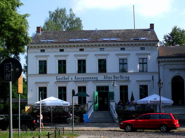 Alter Dorfkrug Lübars. Im "LabSaal" finden Konzerte, Lesungen, Ausstellungen, Theater und Tanzveranstaltungen statt.