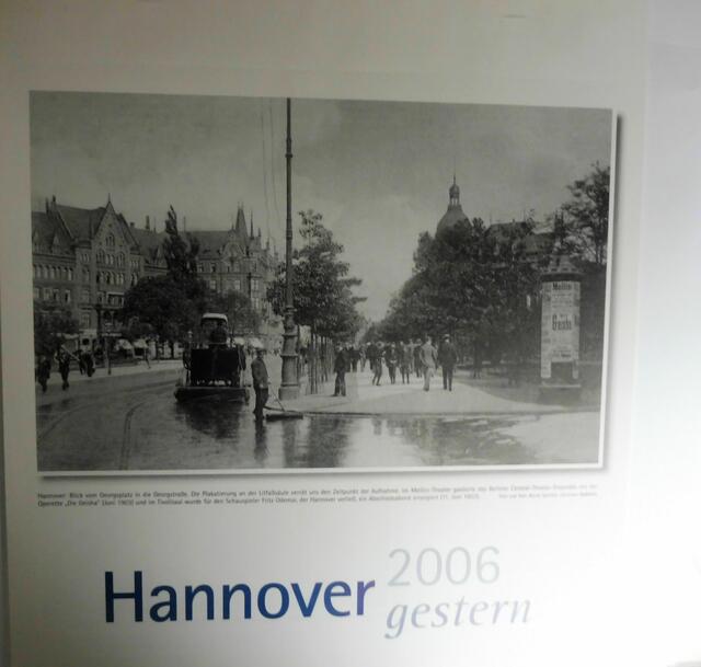 Blick vom Georgsplatz in die Georgstraße, um 1903