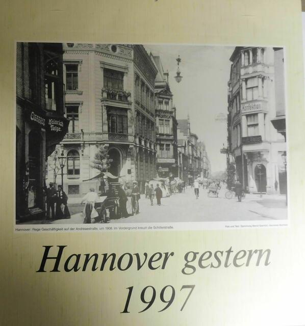 Andreaestraße, um 1908. Im Vordergrund kreuzt die Schillerstraße, um 1906.