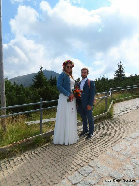 Nette Begegnung,ein Hochzeitspaar!