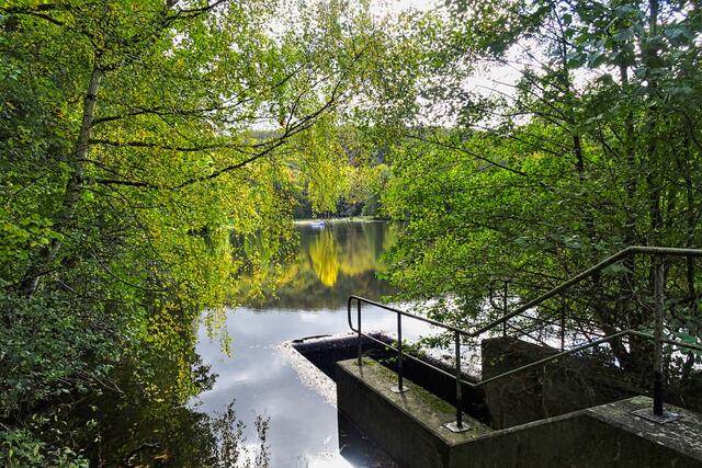 Überlauf des Osterteiches - durch den Osterteich fließt der Wellbach