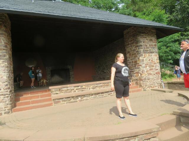 Schutzhütte bei der Anhöhe von der Saarschleife.