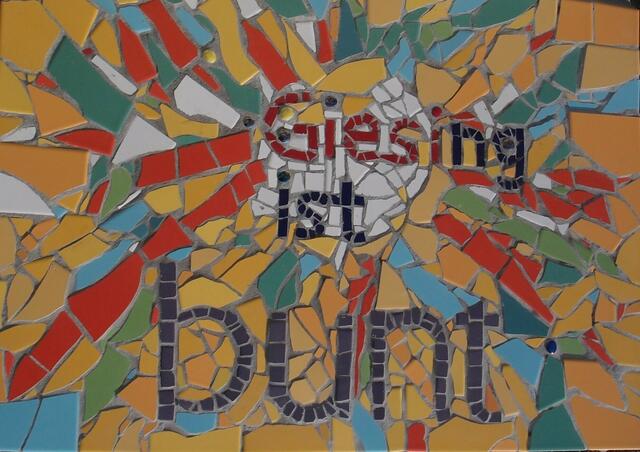 Frauenkunstwerkstatt beteiligten sich mit diesem Mosaik